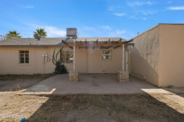 424 Hoagland Road, Las Cruces, NM 88005