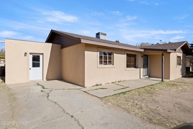 424 Hoagland Road, Las Cruces, NM 88005