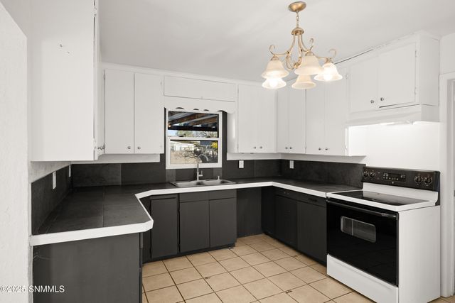 424 Hoagland Road, Las Cruces, NM 88005