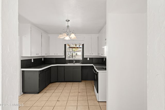 424 Hoagland Road, Las Cruces, NM 88005