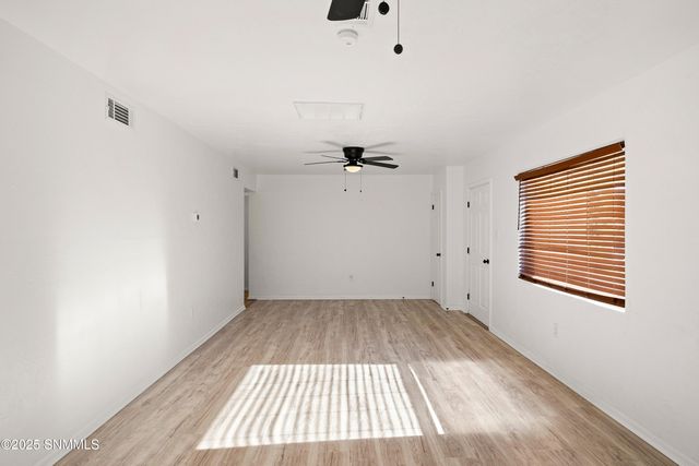 424 Hoagland Road, Las Cruces, NM 88005