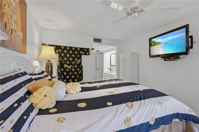 4604 Flagship DR 103, Fort Myers, FL 33919