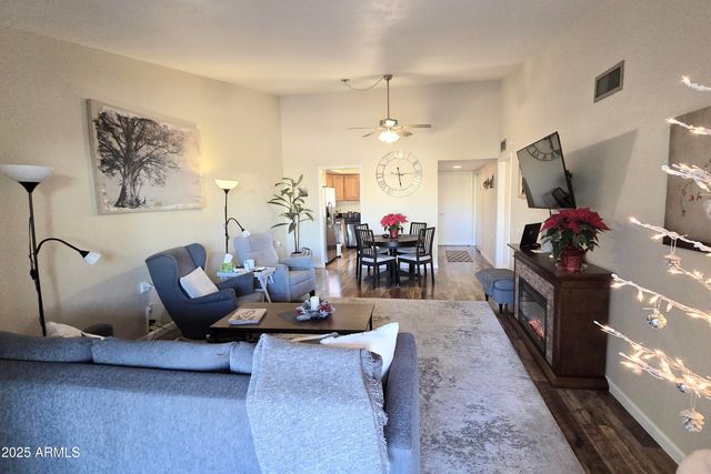 1040 LEISURE WORLD --, Mesa, AZ 85206