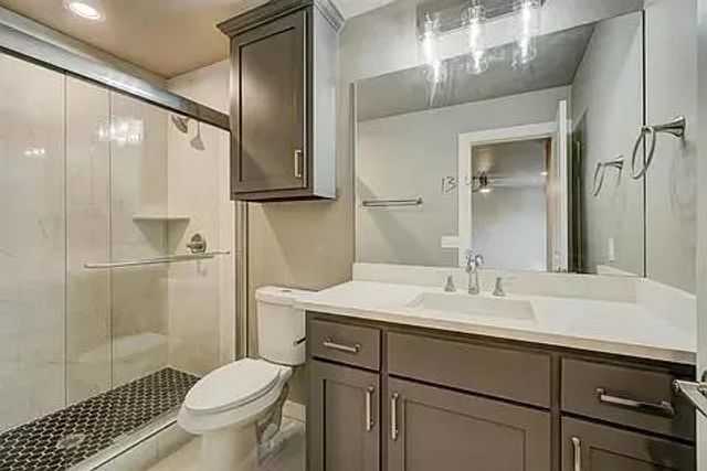 616 Abadan Drive, Edmond, OK 73003