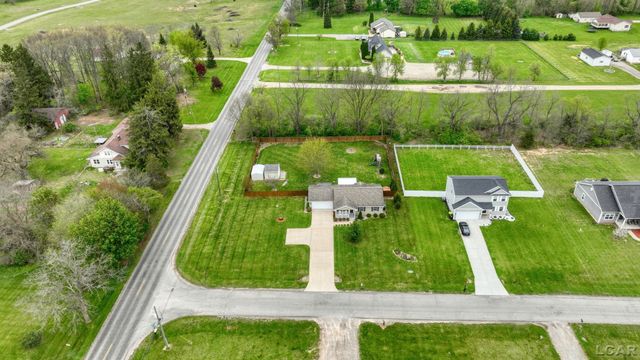 3502 Crestone Way, Tecumseh, MI 49286