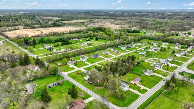 3502 Crestone Way, Tecumseh, MI 49286