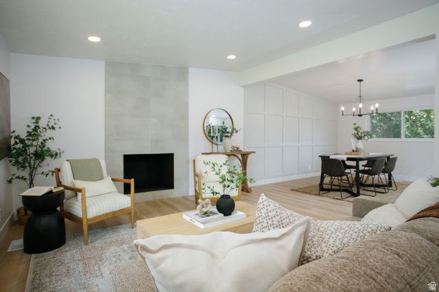2085 E CASTLE HILL AVE, Cottonwood Heights, UT 84121