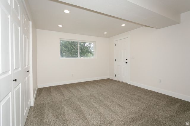 2085 E CASTLE HILL AVE, Cottonwood Heights, UT 84121