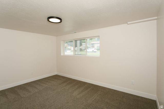 2085 E CASTLE HILL AVE, Cottonwood Heights, UT 84121