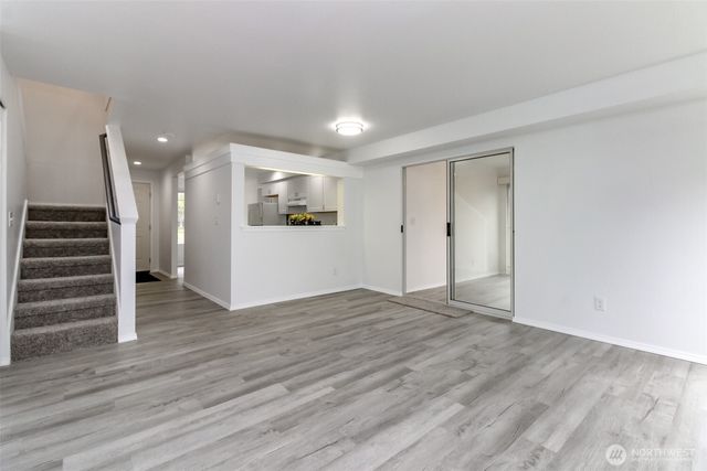 307 S 328th Lane, Federal Way, WA 98003