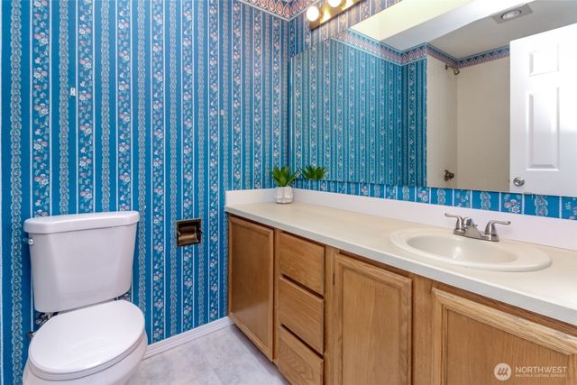 307 S 328th Lane, Federal Way, WA 98003