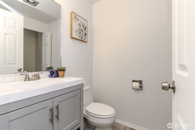 307 S 328th Lane, Federal Way, WA 98003