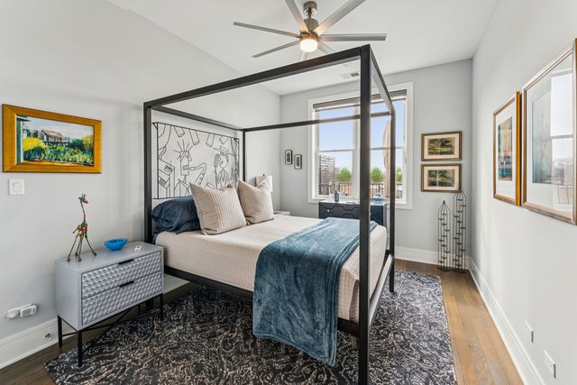 5748 N Hermitage Avenue 410, Chicago, IL 60660