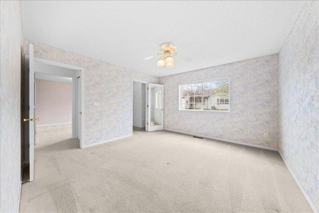 1344 Carriage Drive 1344C, Hudson, WI 54016