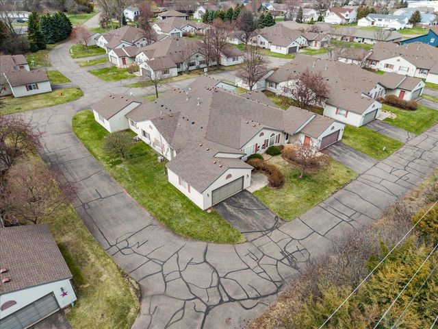 1344 Carriage Drive 1344C, Hudson, WI 54016