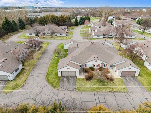 1344 Carriage Drive 1344C, Hudson, WI 54016