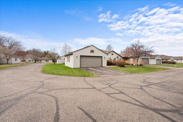1344 Carriage Drive 1344C, Hudson, WI 54016