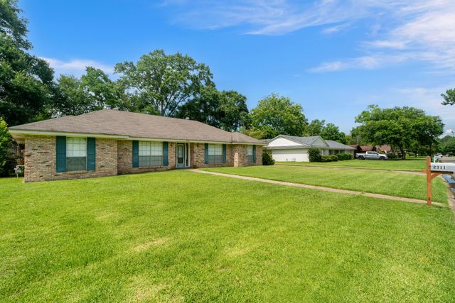 2311 Sunset Dr., Hattiesburg, MS 39402