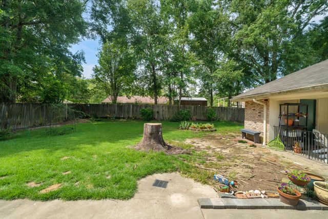 2311 Sunset Dr., Hattiesburg, MS 39402