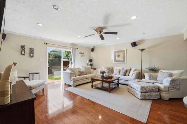 1580 60th Ave, Sacramento, CA 95822