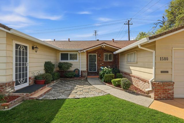 1580 60th Ave, Sacramento, CA 95822