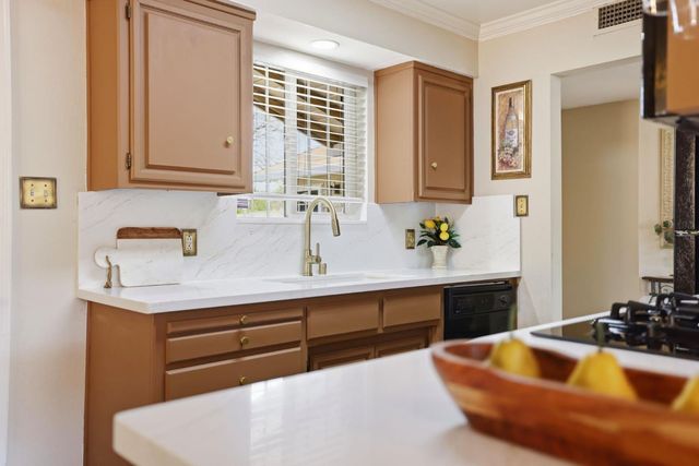 1580 60th Ave, Sacramento, CA 95822