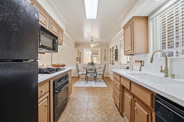 1580 60th Ave, Sacramento, CA 95822