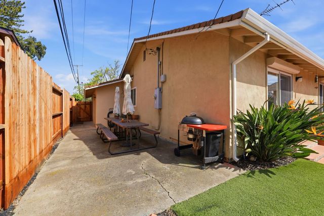 1580 60th Ave, Sacramento, CA 95822