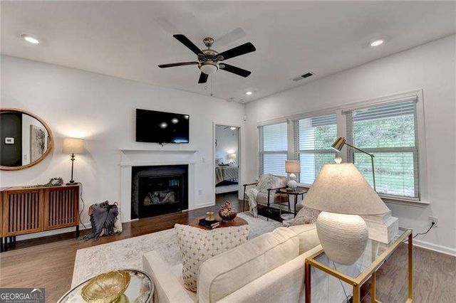 5650 Bergeson Way, Cumming, GA 30028