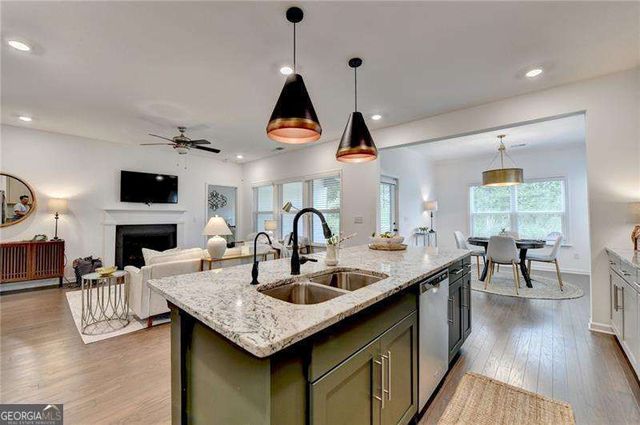 5650 Bergeson Way, Cumming, GA 30028