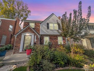 17211 Huntington Road, Detroit, MI 48219