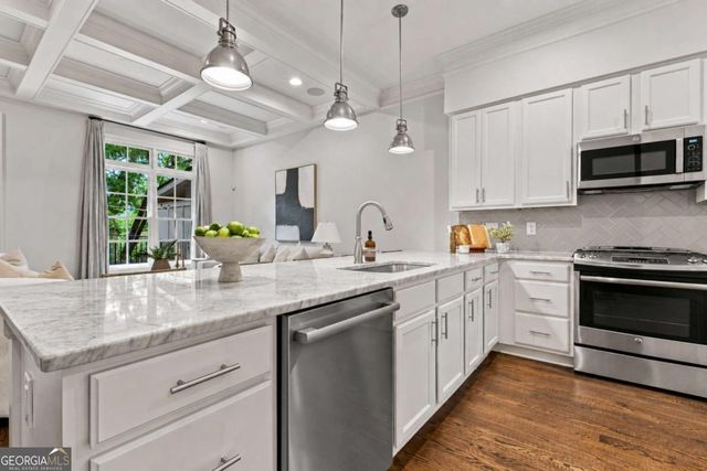 818 Virginia Park Circle NE, Atlanta, GA 30306