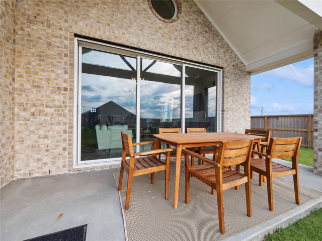 1800 Mesquite Trail, Dayton, TX 77535