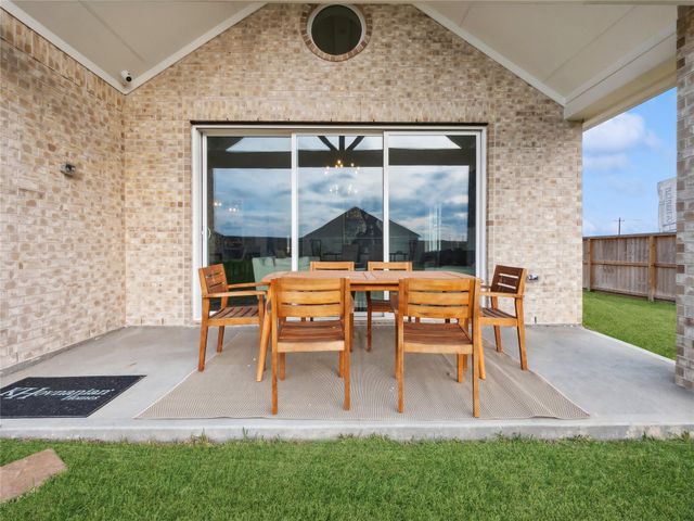 1800 Mesquite Trail, Dayton, TX 77535