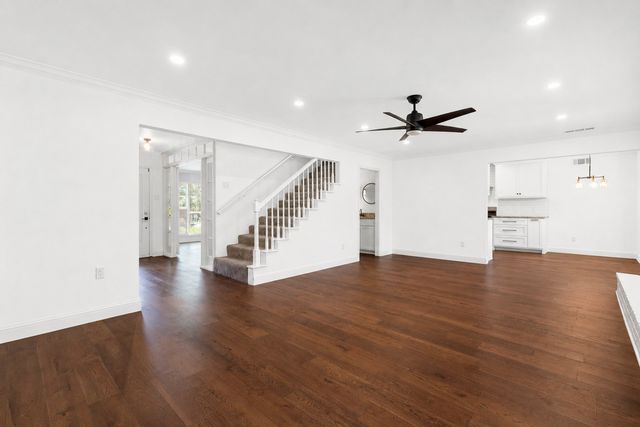 7029 Spring Valley Road, Dallas, TX 75254