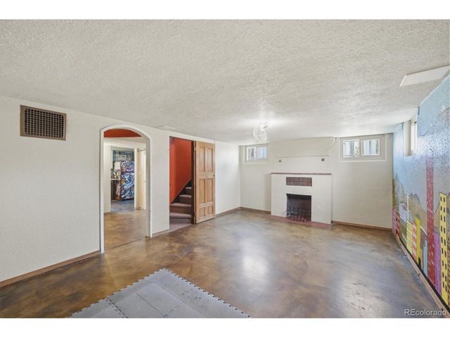 310 S Clay St, Denver, CO 80219