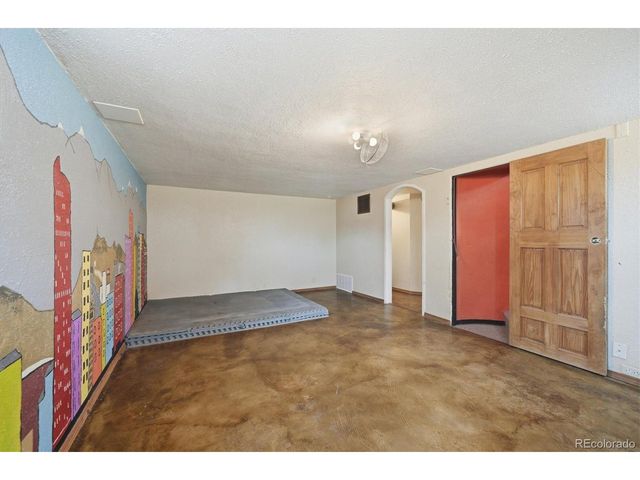 310 S Clay St, Denver, CO 80219