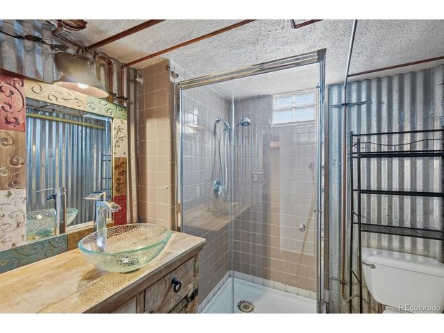 310 S Clay St, Denver, CO 80219