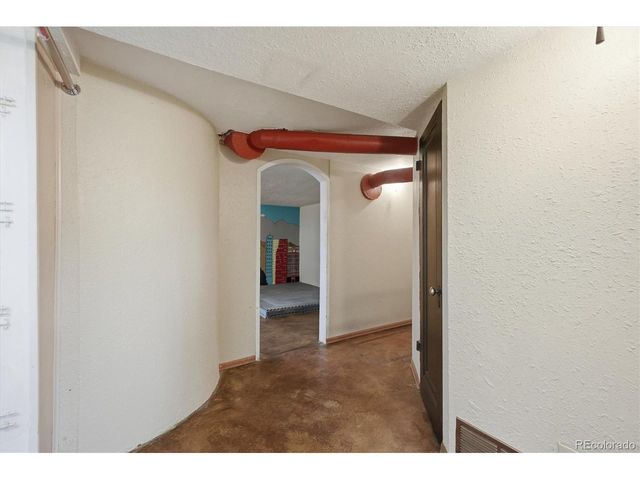 310 S Clay St, Denver, CO 80219
