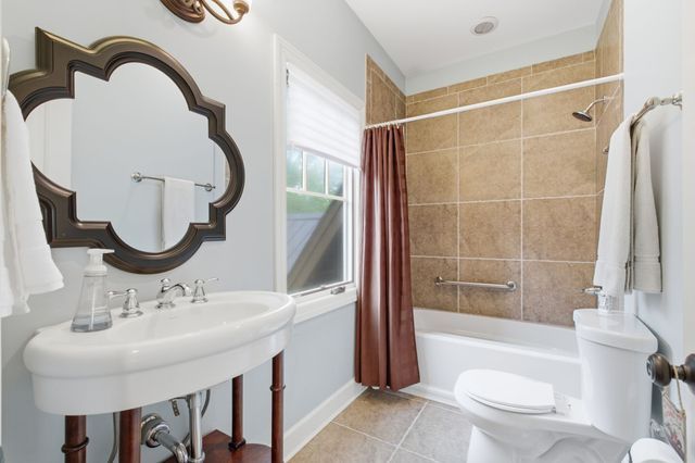 2401 Pennington Bend Rd, Nashville, TN 37214