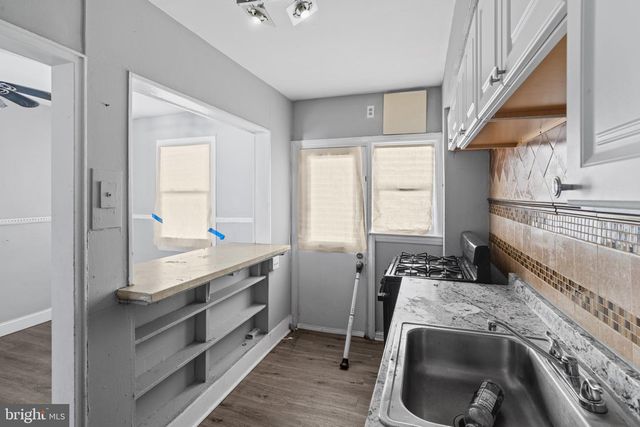 38 HILLVALE RD, Baltimore, MD 21229