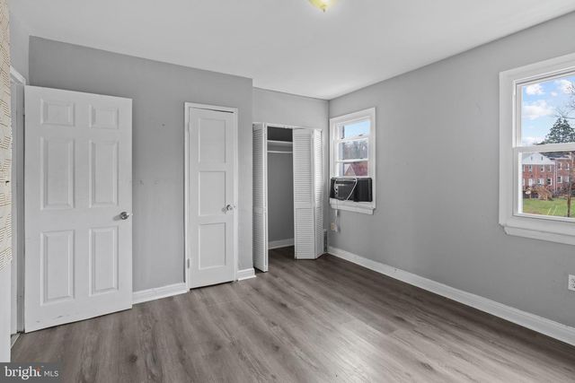 38 HILLVALE RD, Baltimore, MD 21229