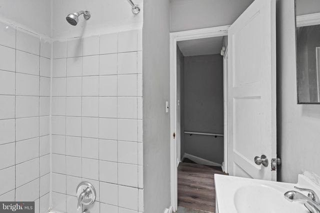 38 HILLVALE RD, Baltimore, MD 21229