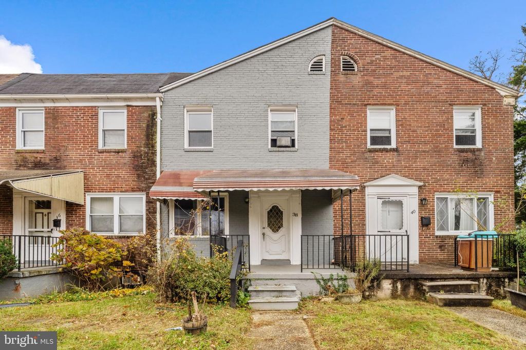 38 HILLVALE RD, Baltimore, MD 21229