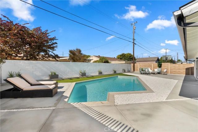 8591 Greenleaf Avenue, Buena Park, CA 90620