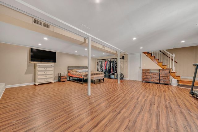 17 Valley View RD, Hardy, VA 24101