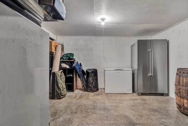 17 Valley View RD, Hardy, VA 24101