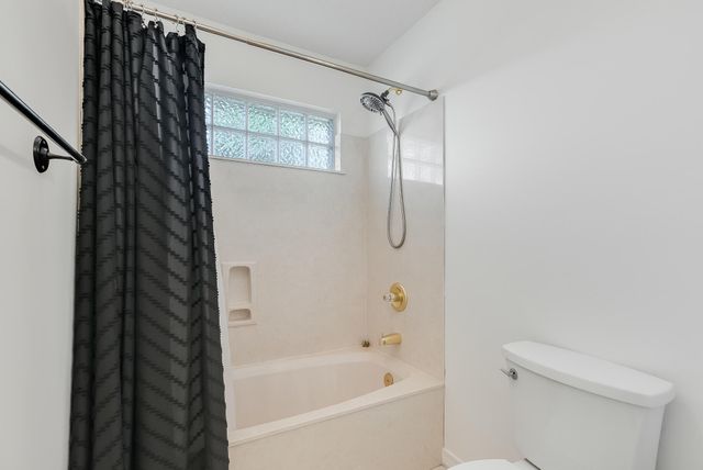 54 Hillcrest Drive, Shalimar, FL 32579