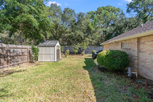 54 Hillcrest Drive, Shalimar, FL 32579