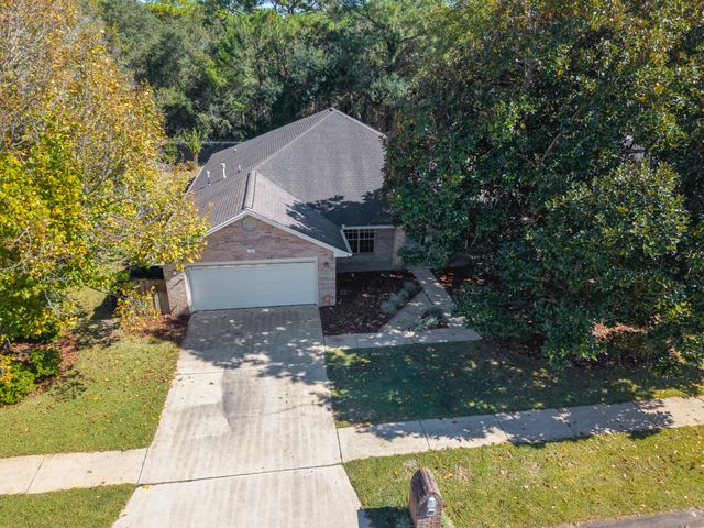 54 Hillcrest Drive, Shalimar, FL 32579